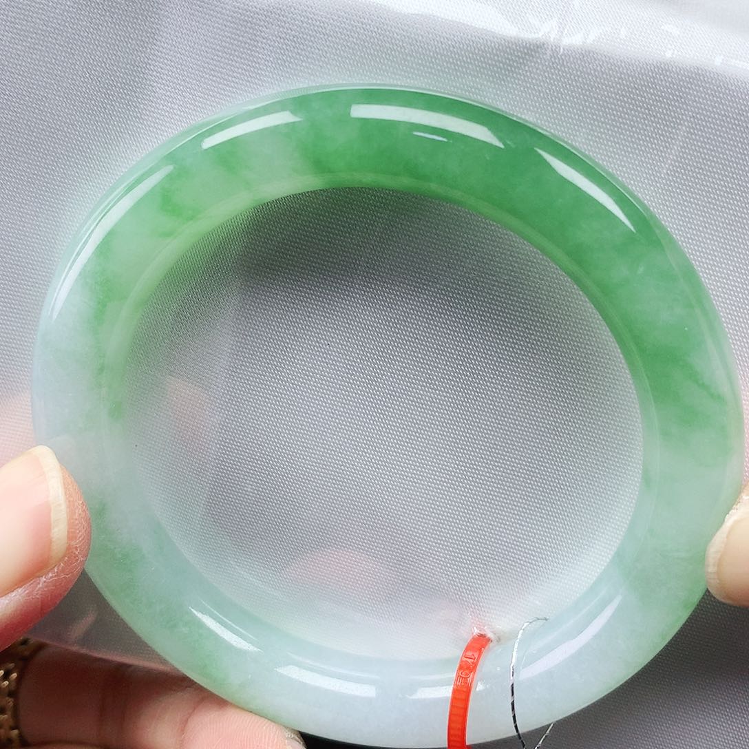 翡翠手镯未镶嵌51+圈