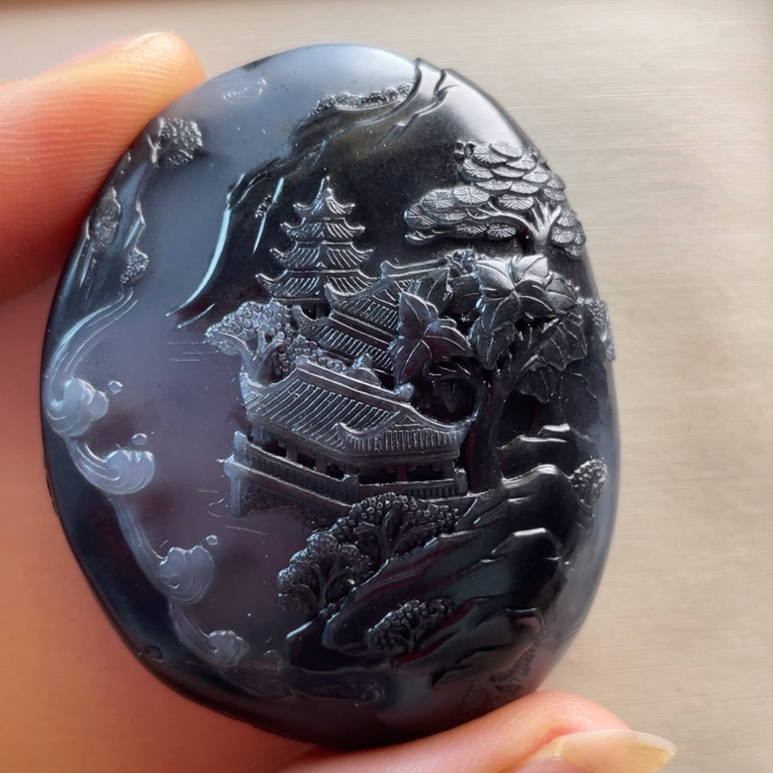 和田玉未镶嵌颈饰