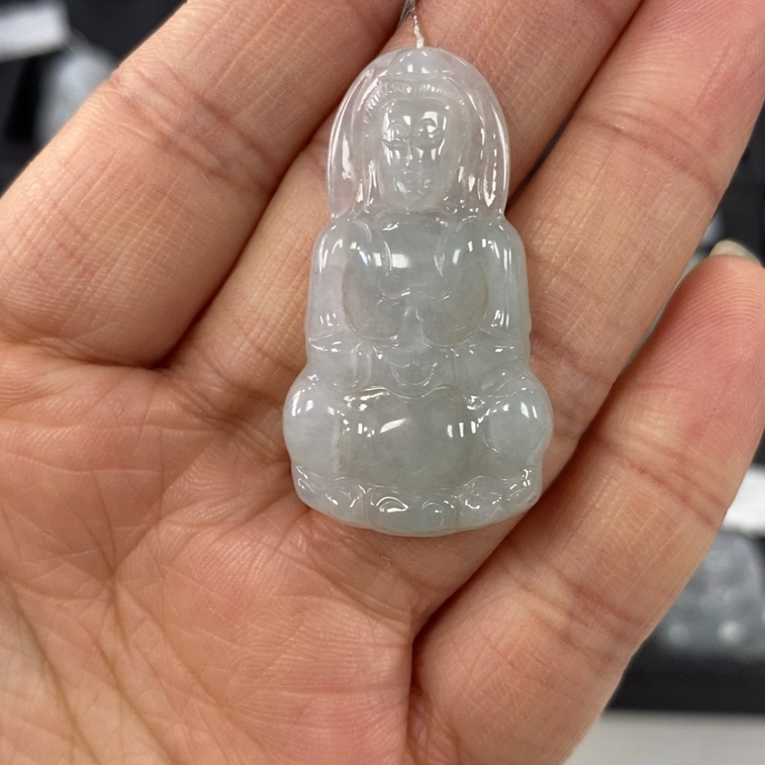 翡翠颈饰未镶嵌观音