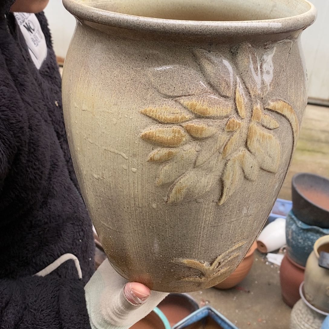 紫砂花盆瑕疵口20高25瑕疵