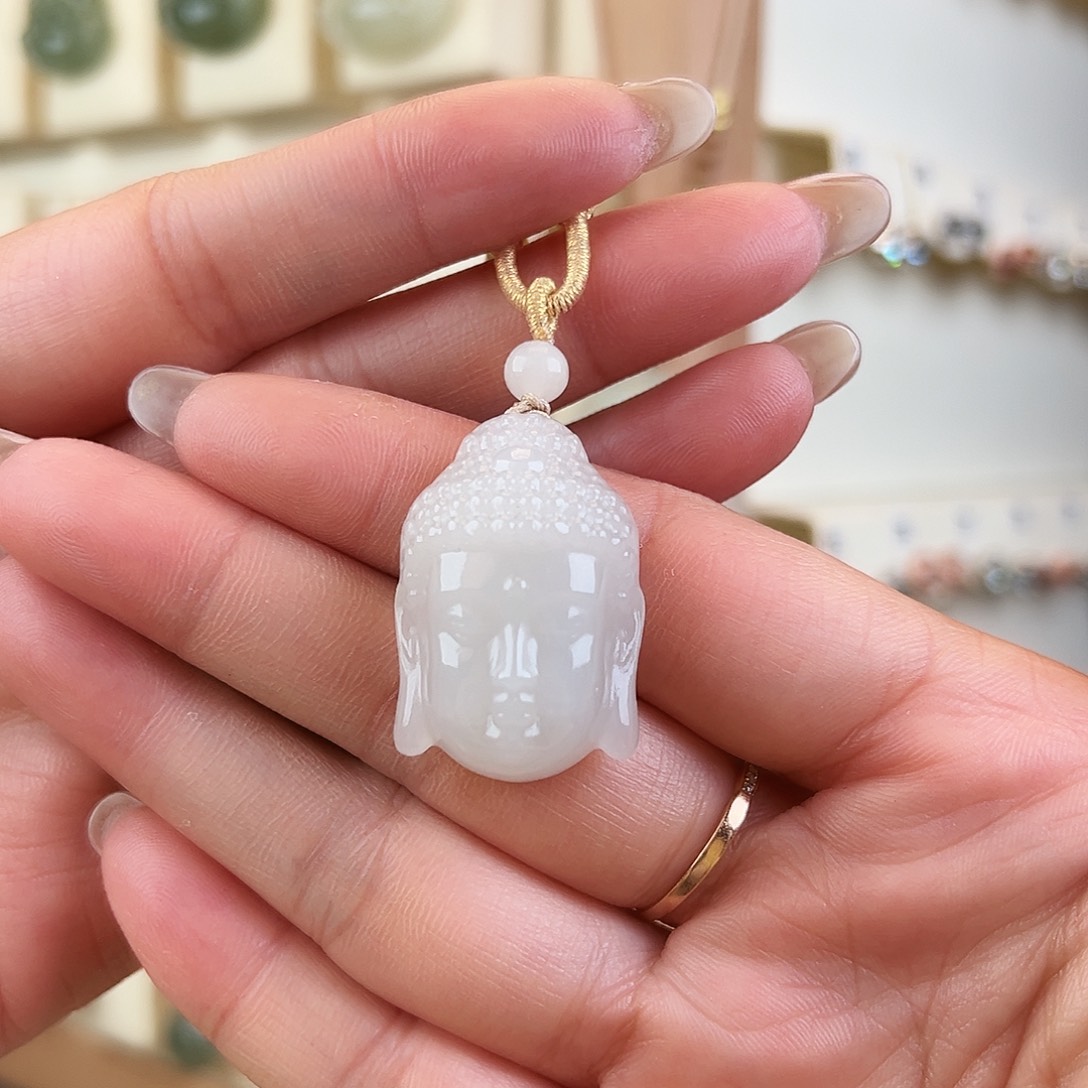 风***和田玉未镶嵌颈饰