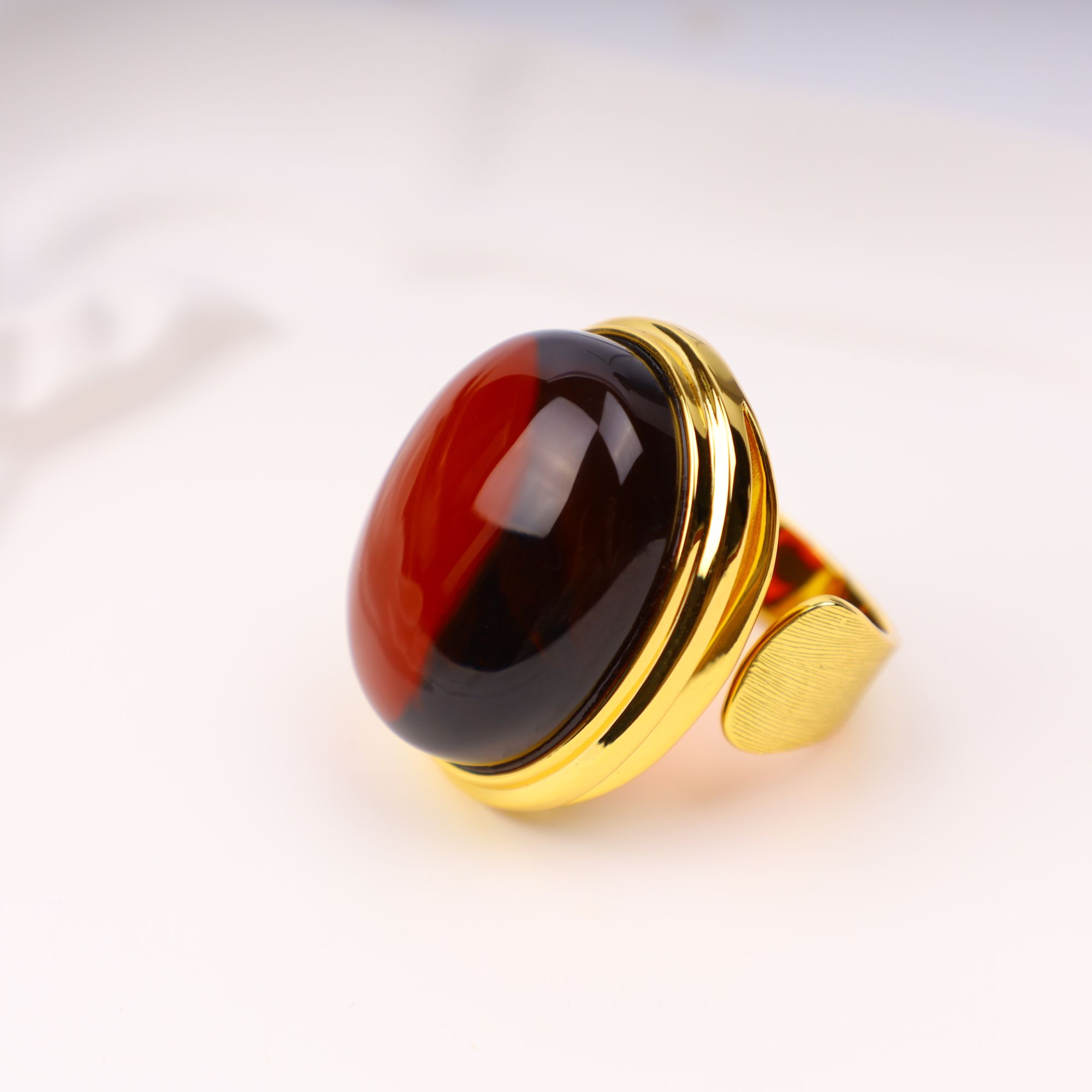 【心如珠宝甄选】鸽子蛋 血珀戒指 250408131769