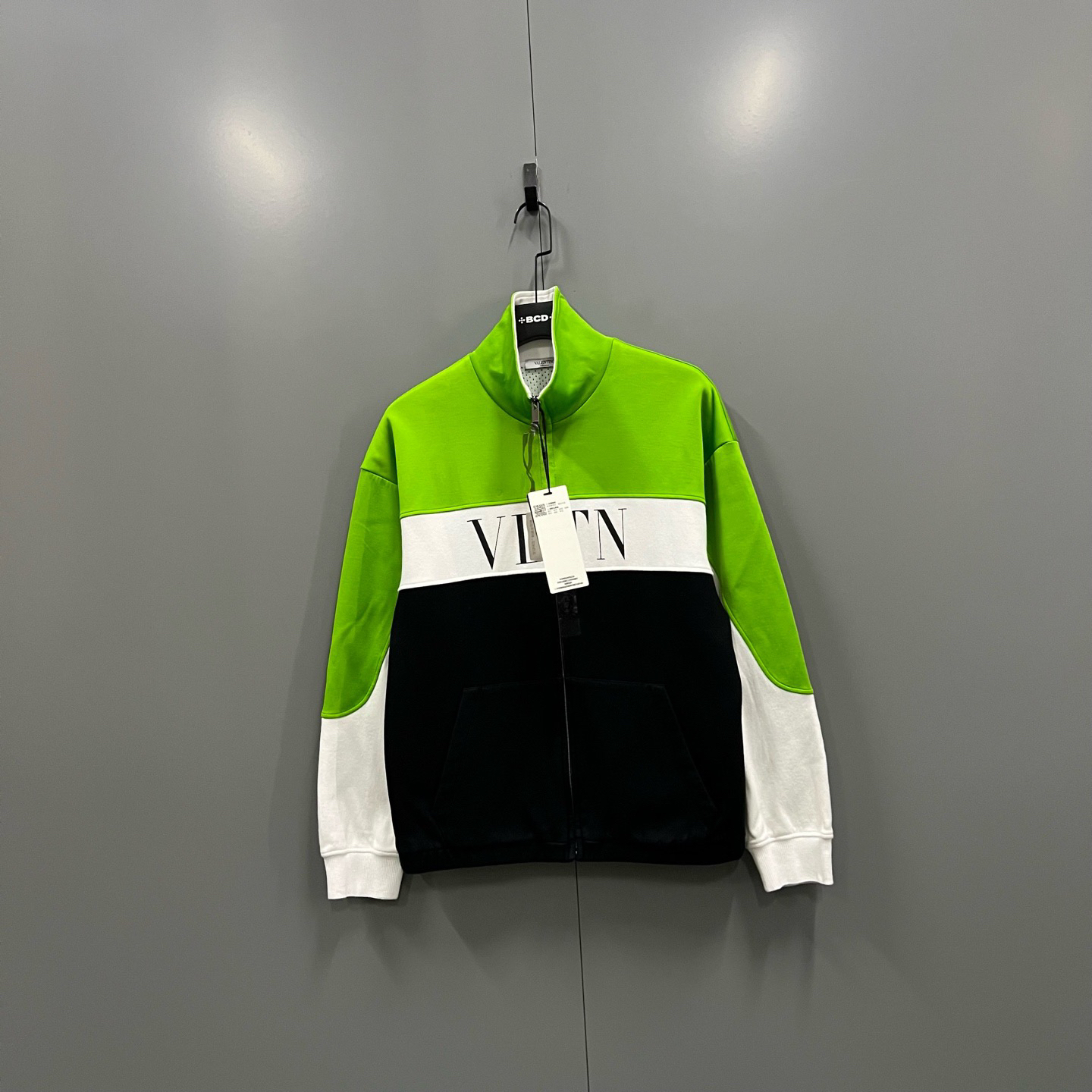 99新 Valentino/华伦天奴 （ll） 拼色logo印花外套 M  102604