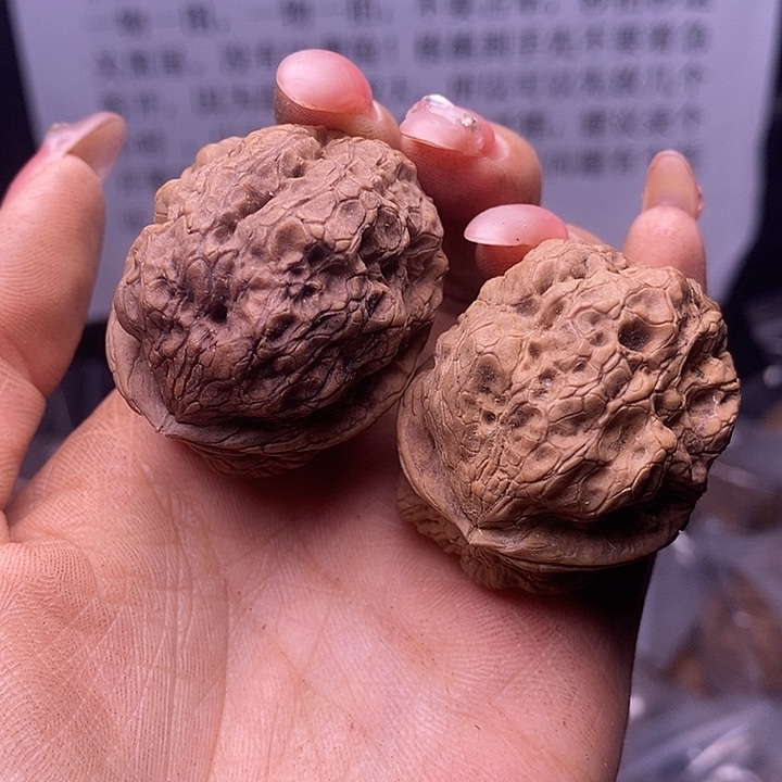 胡***1核桃云南野生铁核桃196号41mm