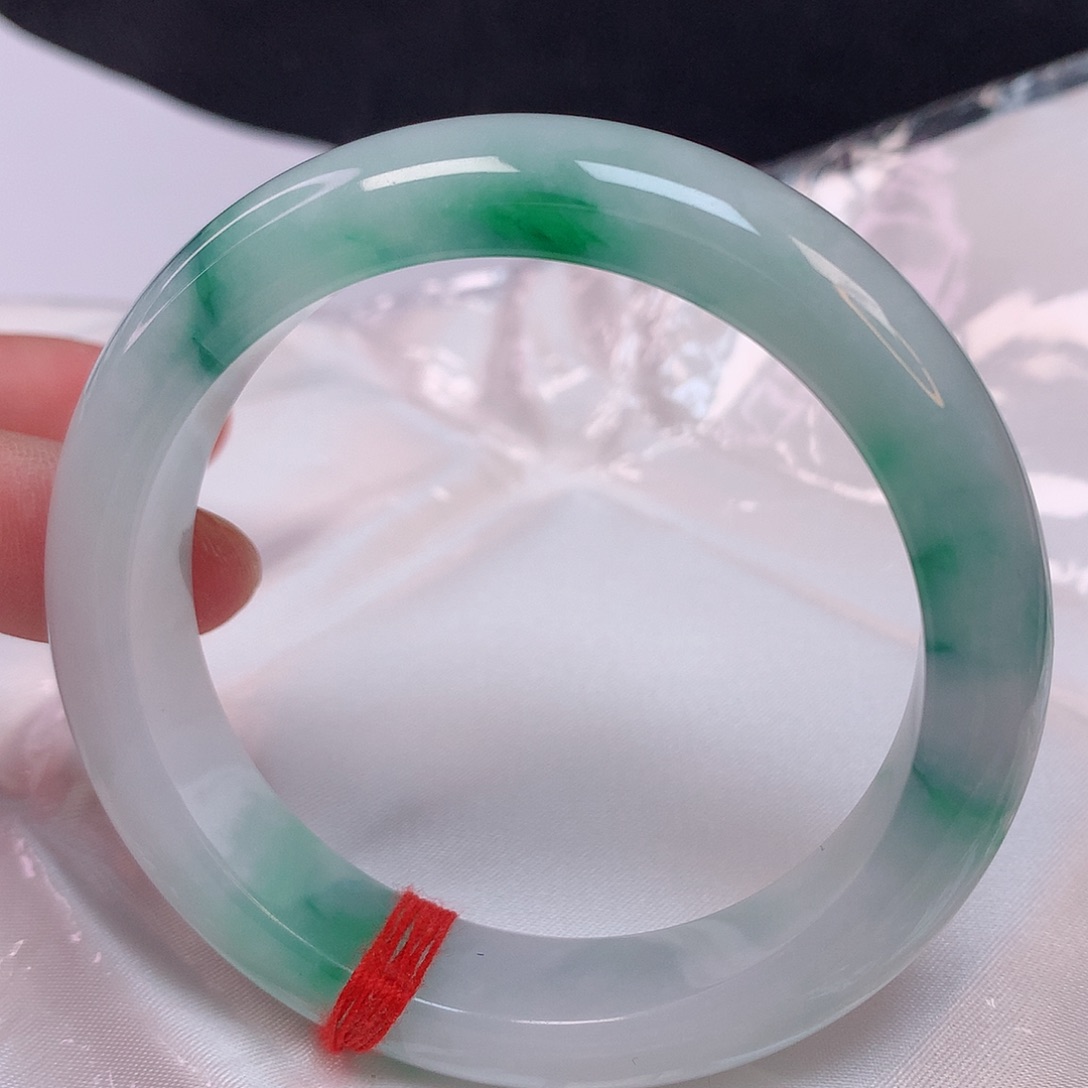 翡翠手镯未镶嵌54 翡翠手镯