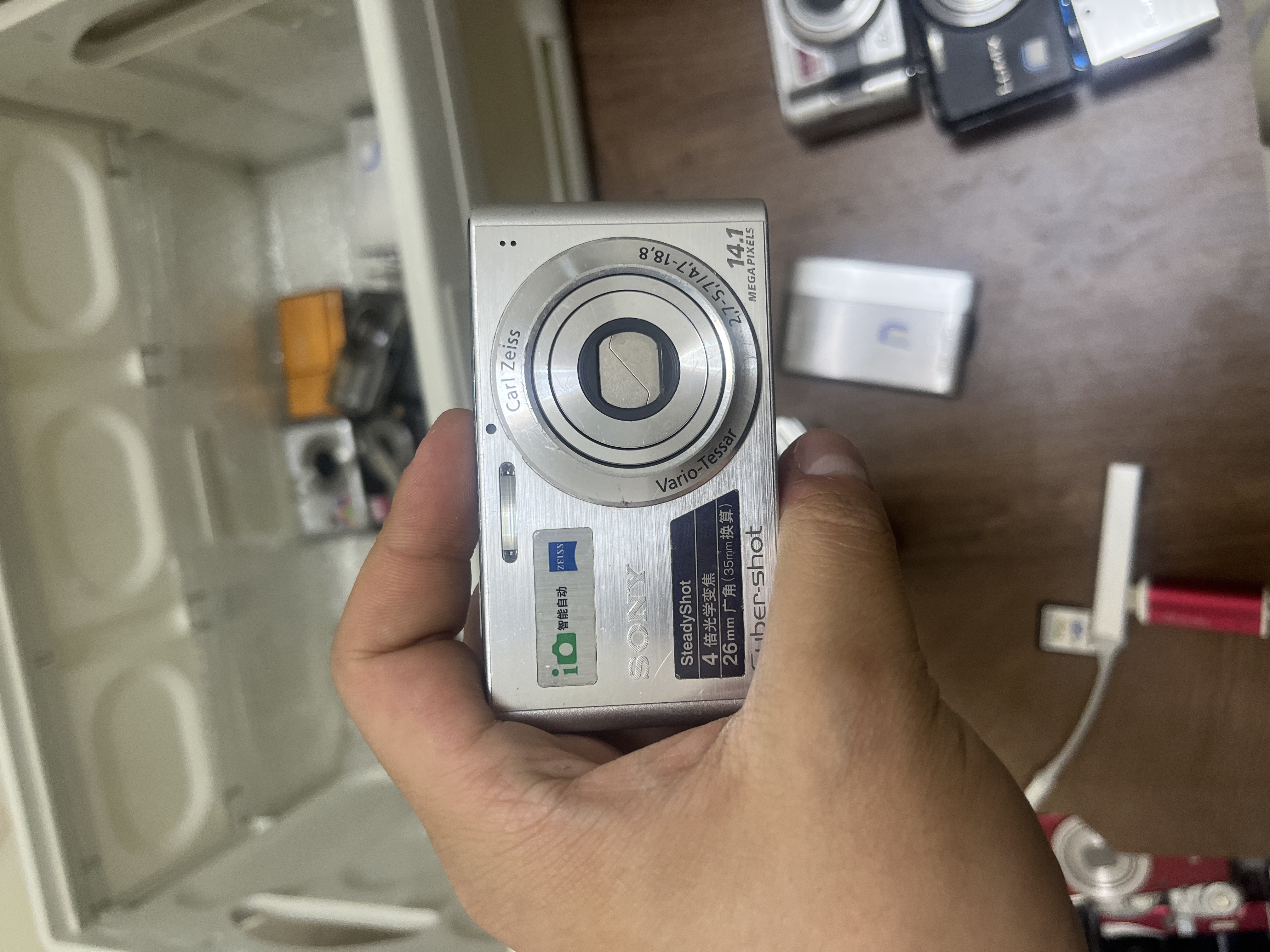 9新 Sony/索尼 w320 1400万像素 人像氛围感相机 色彩感很棒