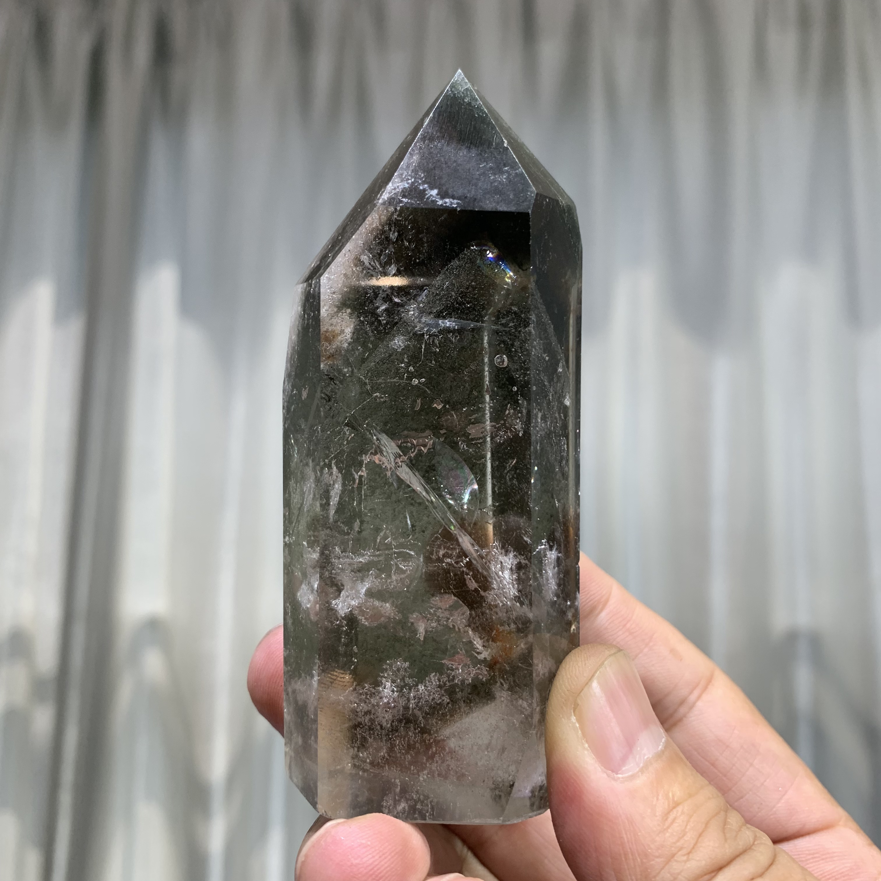 天然绿幽灵水晶柱子D938