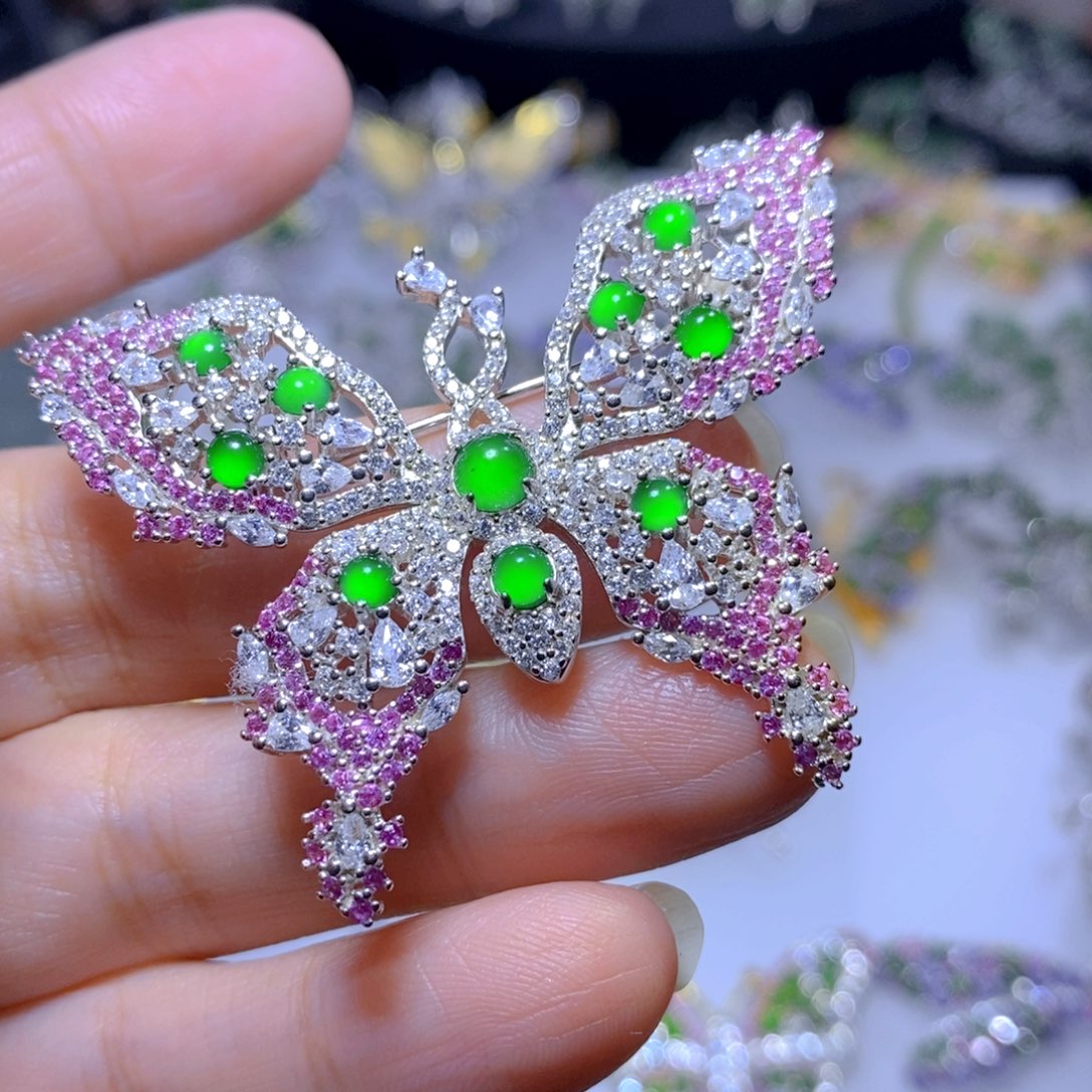 翡翠颈饰银S925镶嵌天然翡翠