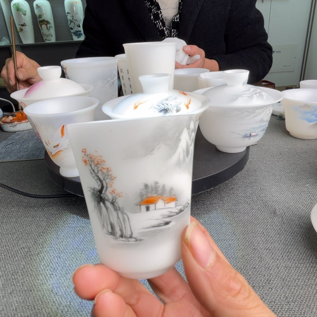 手绘来咯摸摸来咯哦哦哦