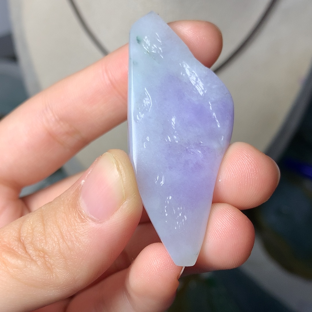 翡翠颈饰未镶嵌吊坠