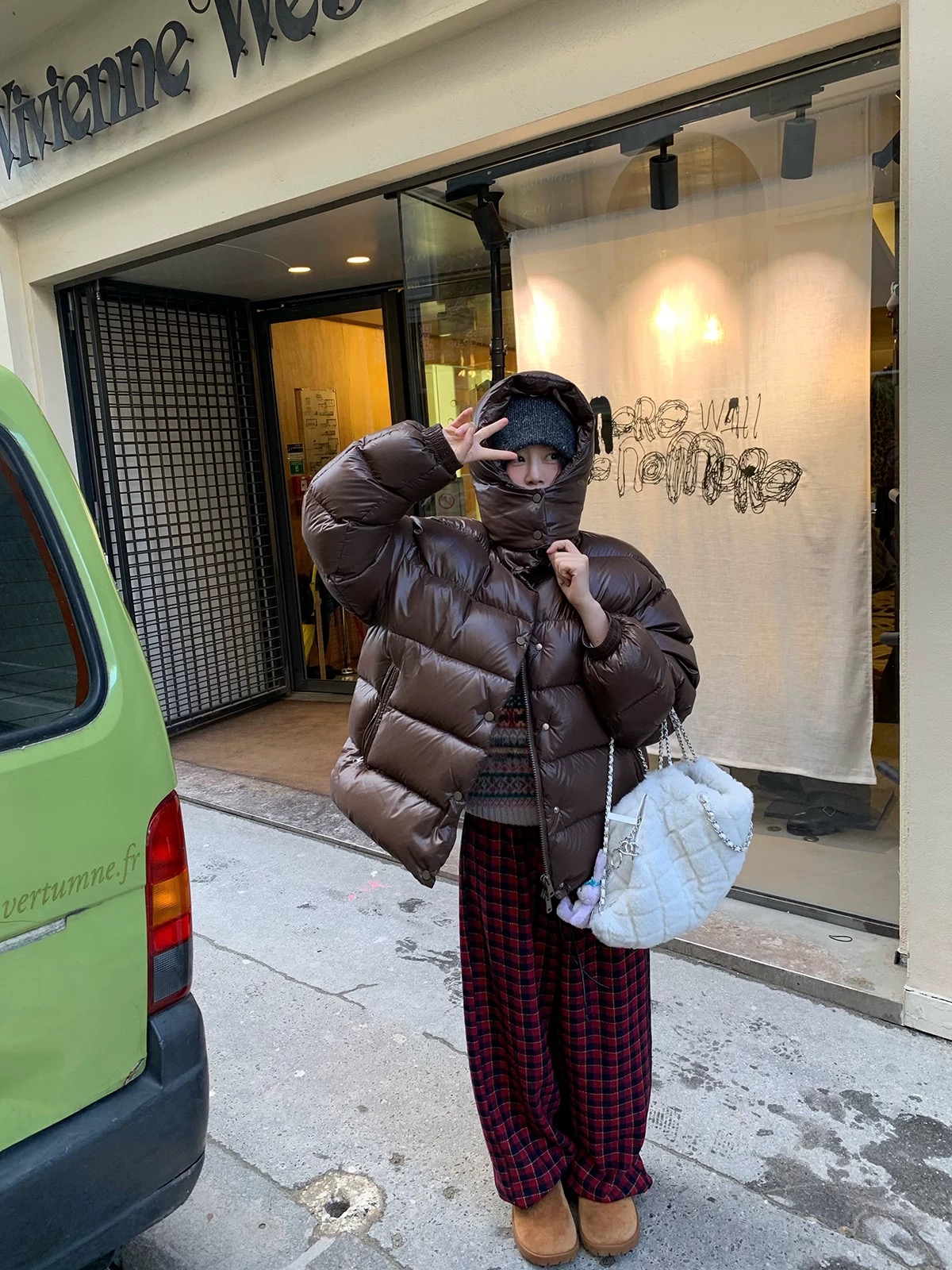 mini安心巧克力软欧宝夹心羽绒服