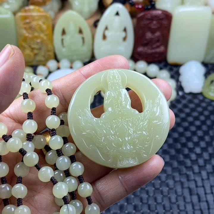 昆仑料镂空圆观音