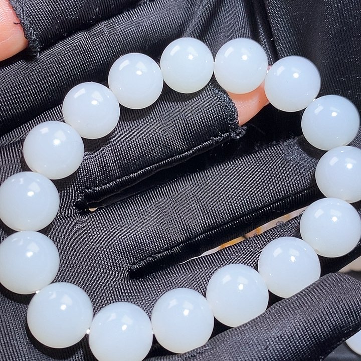 和田玉套链未镶嵌钊*