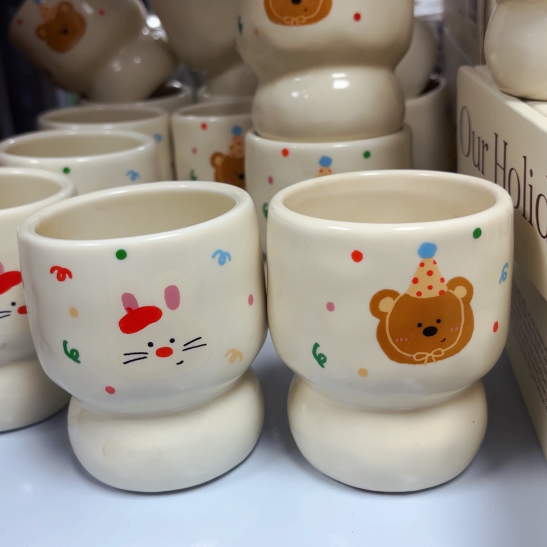 白瓷两只可爱动物陶瓷一口杯