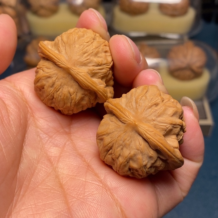 【闪购商品】文玩核桃把件石门元宝