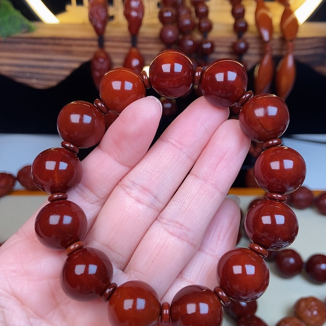 橄榄核吊坠正圆光珠