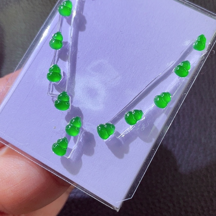 定制翡翠未镶嵌翡翠