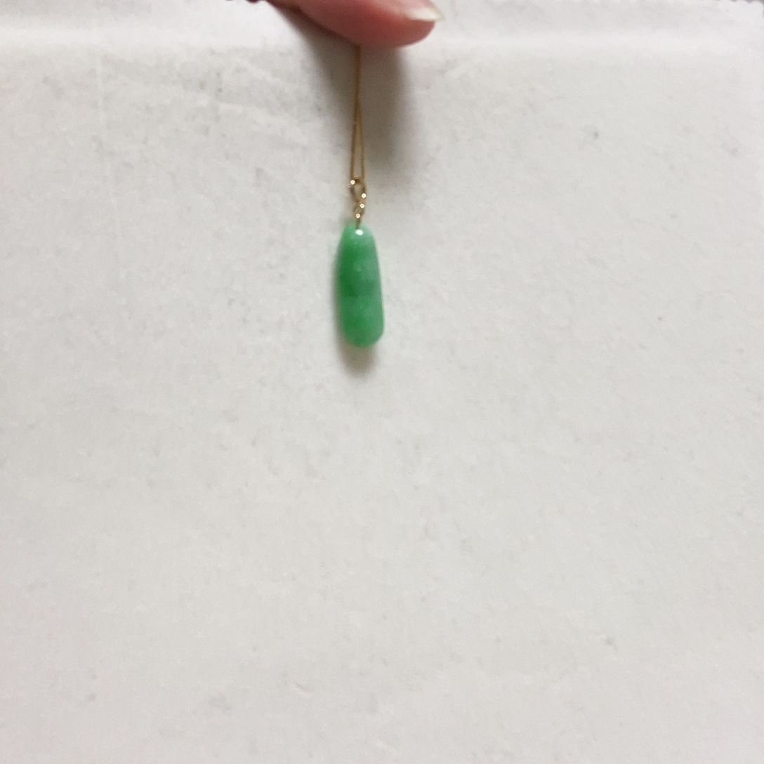 翡翠颈饰18K金镶嵌简单