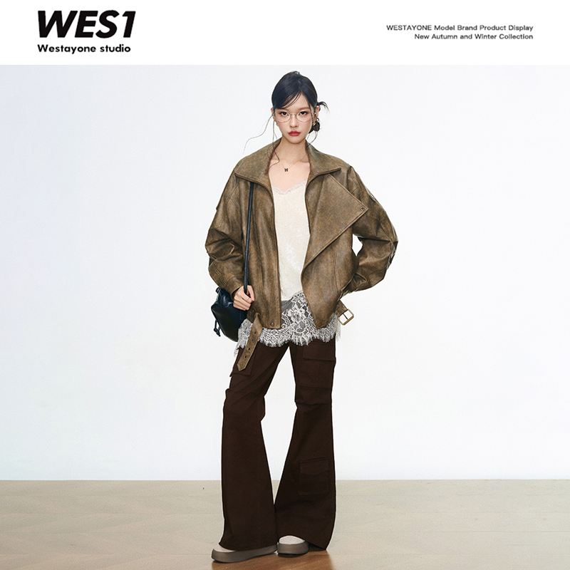 【秋季新品】WESTAYONE 机车皮衣夹克外套+白色蕾丝吊带+咖色微喇裤