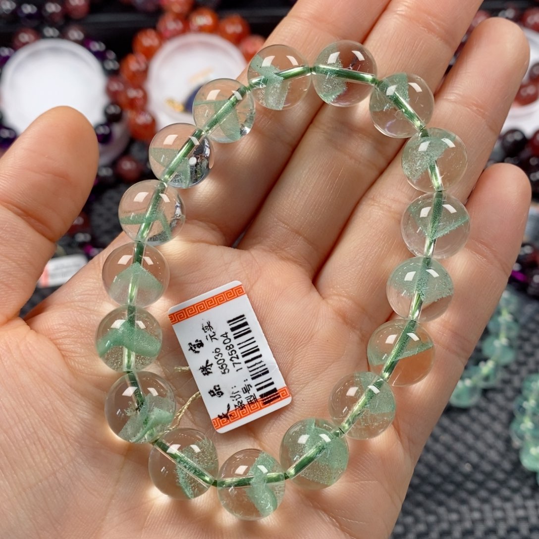 水晶手链：1725804未镶嵌三****活