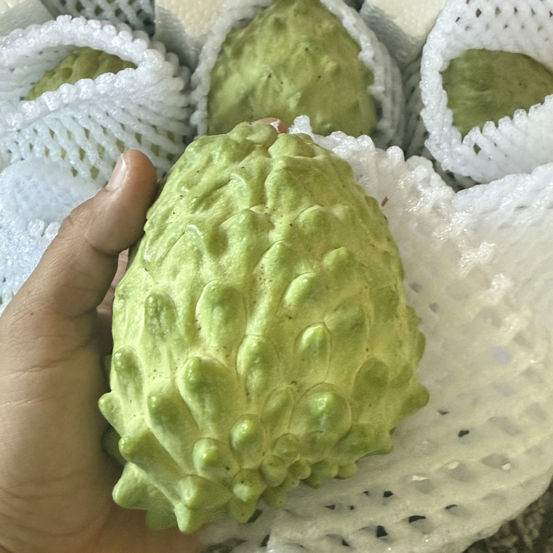 云南释迦果花皮果现摘现发新鲜当季热带水果香甜中大果5斤装