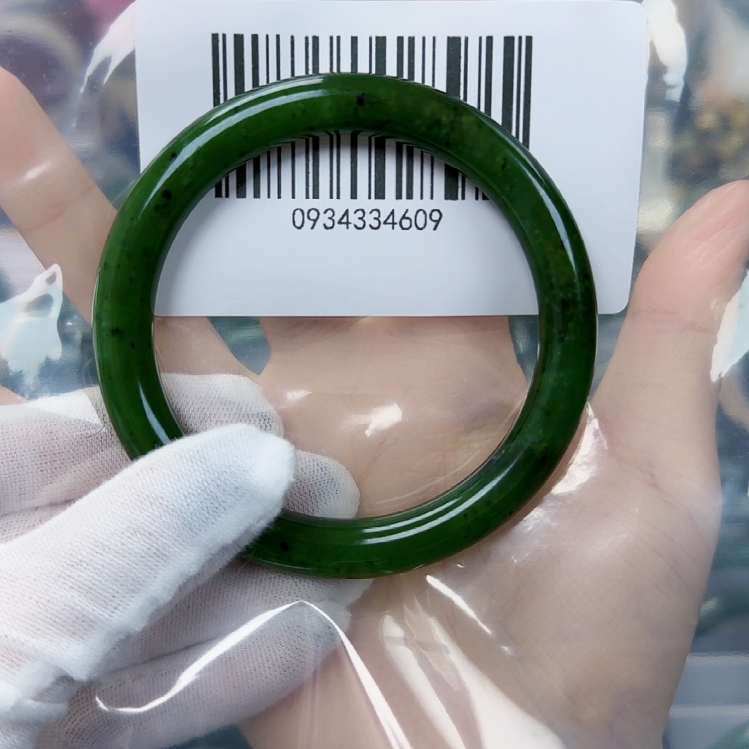 和田玉（碧玉）手镯未镶嵌60