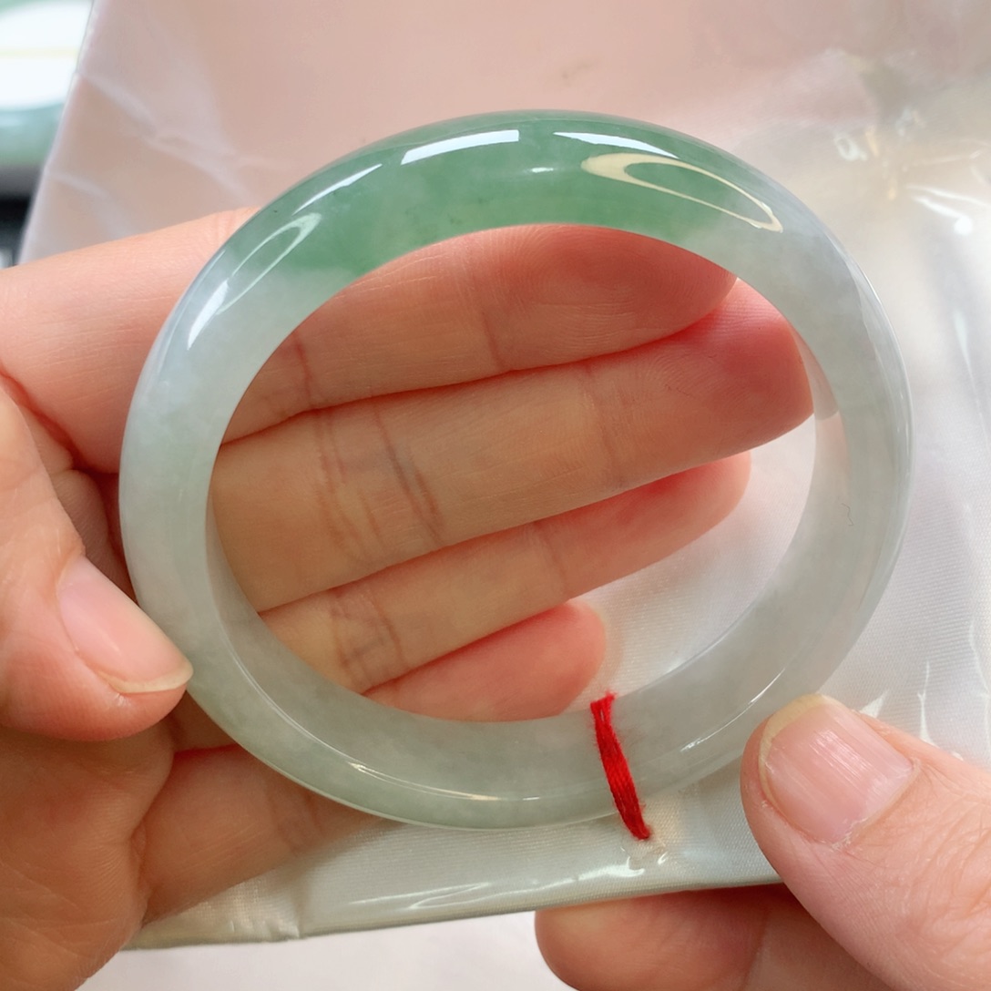 翡翠手镯未镶嵌56正