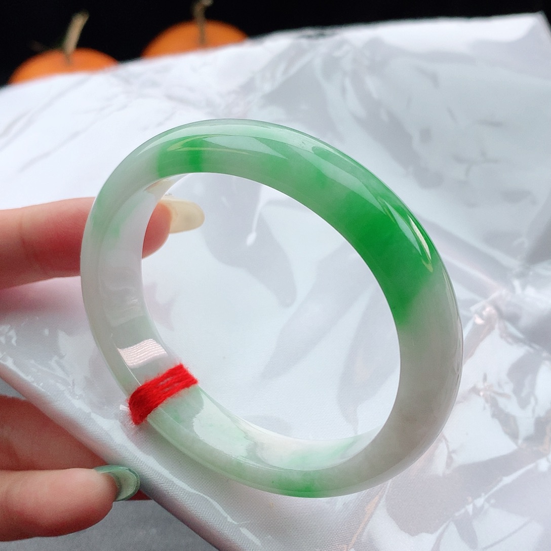 翡翠手镯未镶嵌56贵妃882443