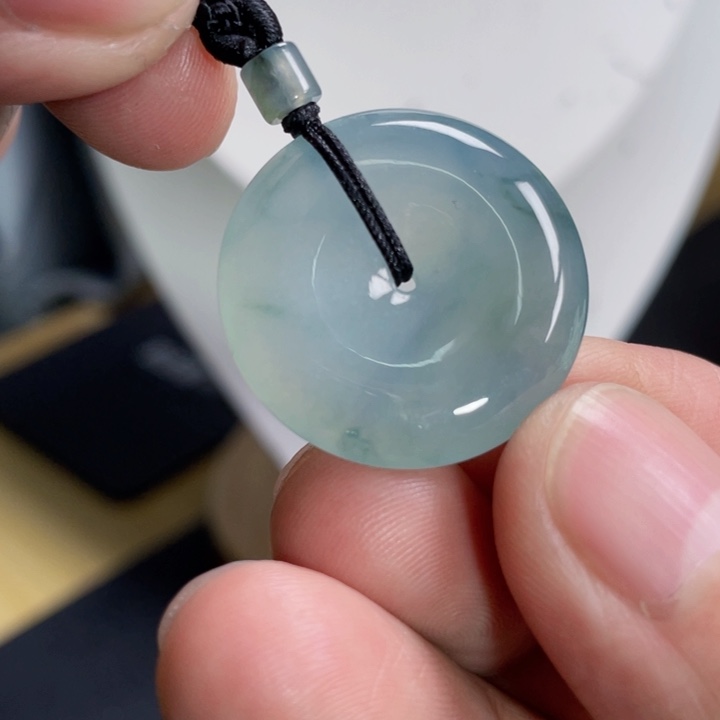 翡翠颈饰未镶嵌646464757757