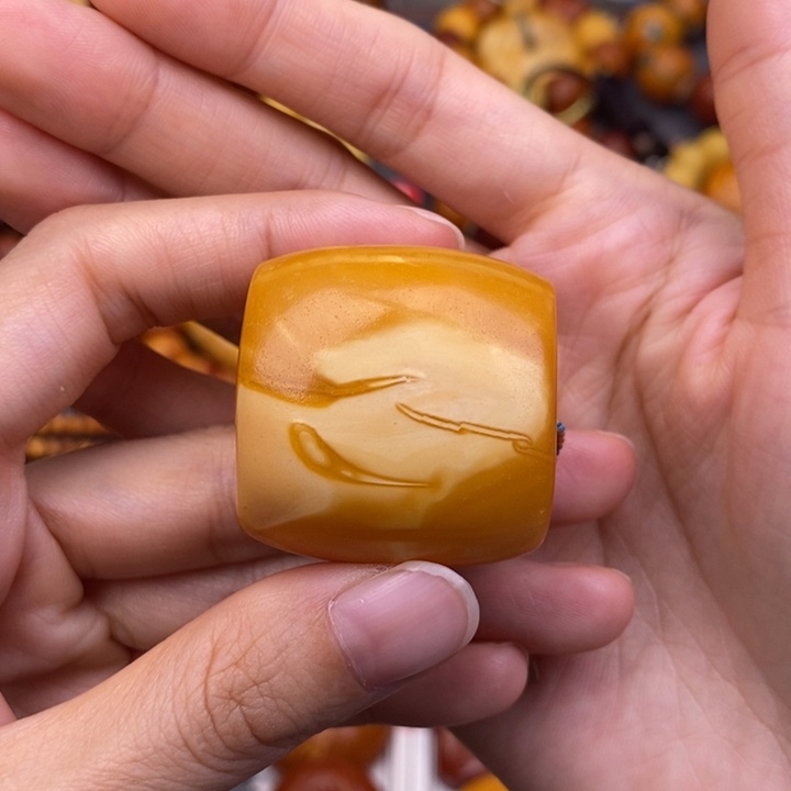 琥珀未镶嵌裸石蜜蜡M