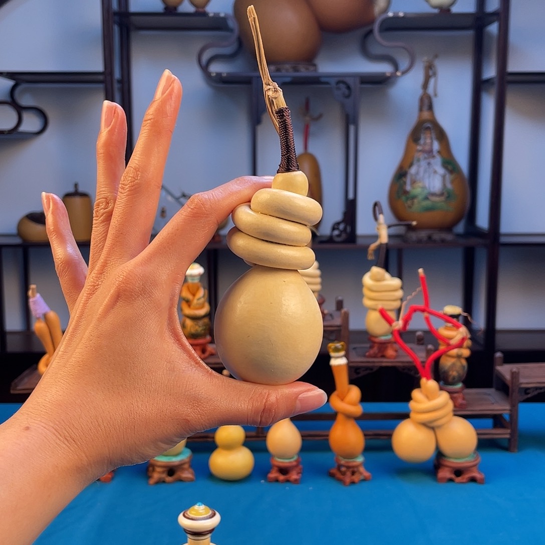 空****大叶紫檀（黑酸枝木类）