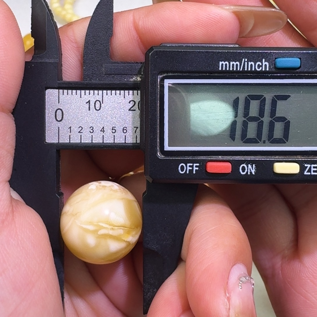 琥珀未镶嵌裸石原矿无优化   假一罚十