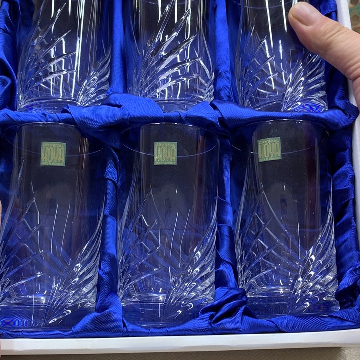 瓷片这首单曲的歌