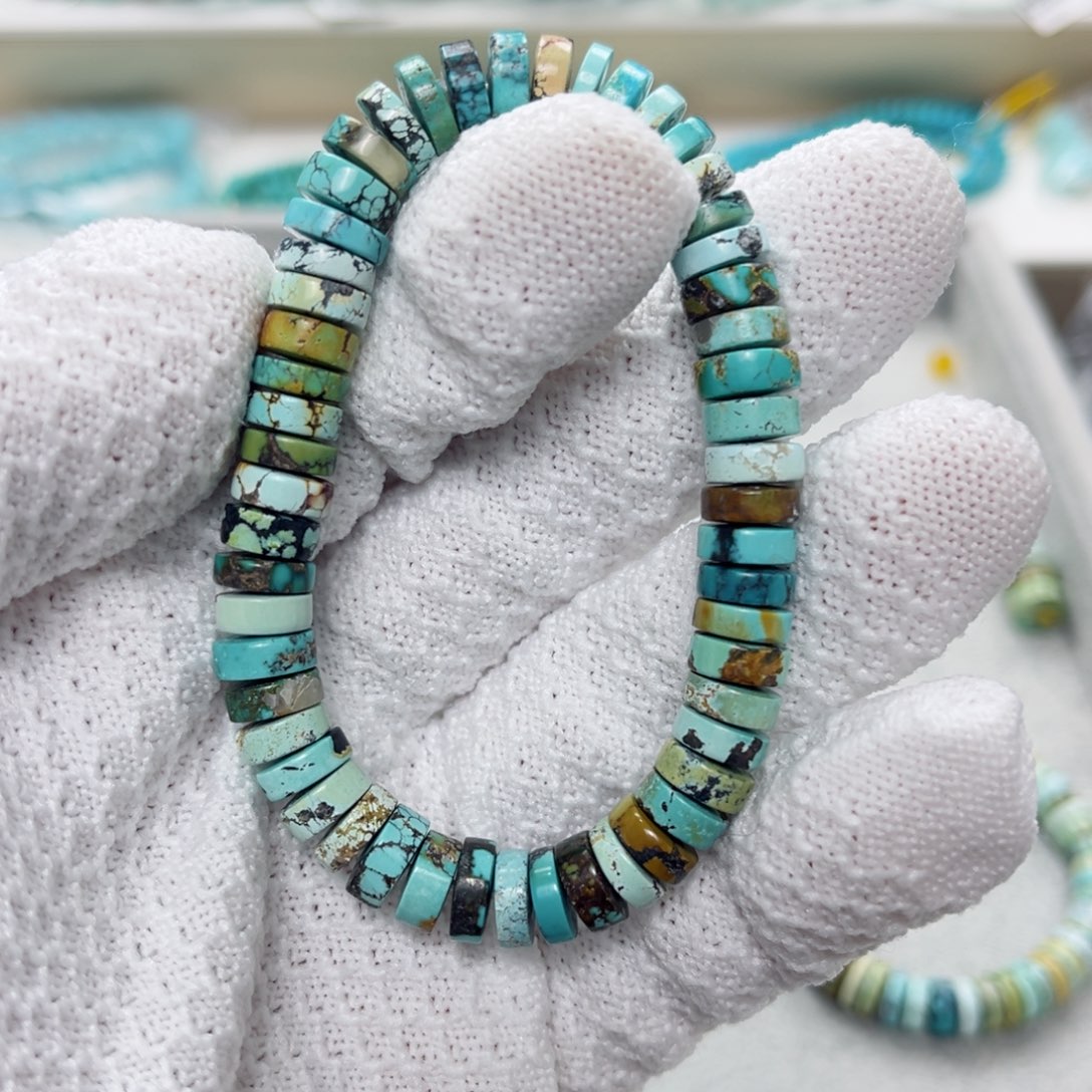 绿松石绿松石未镶嵌