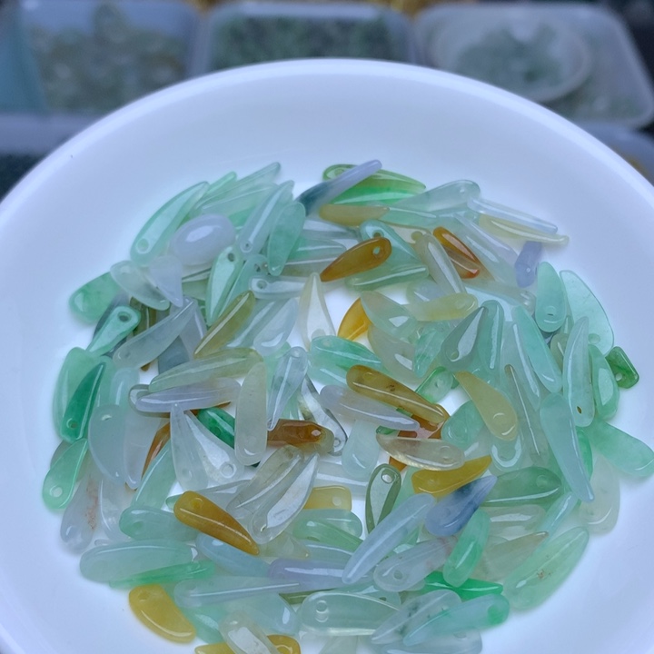 散珠翡翠小辣椒10个