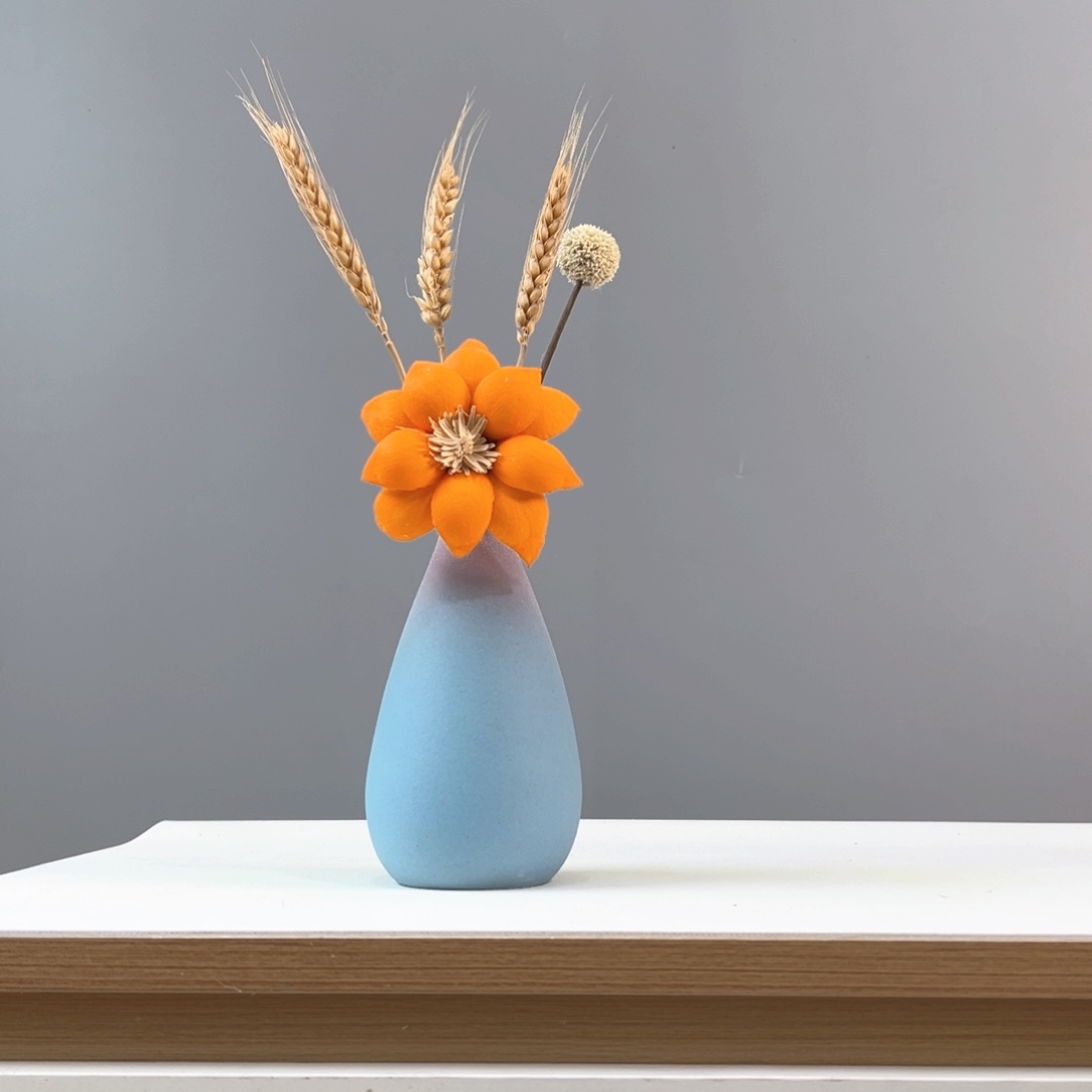 瓶陶瓷花瓶带花高度20-30厘米左右