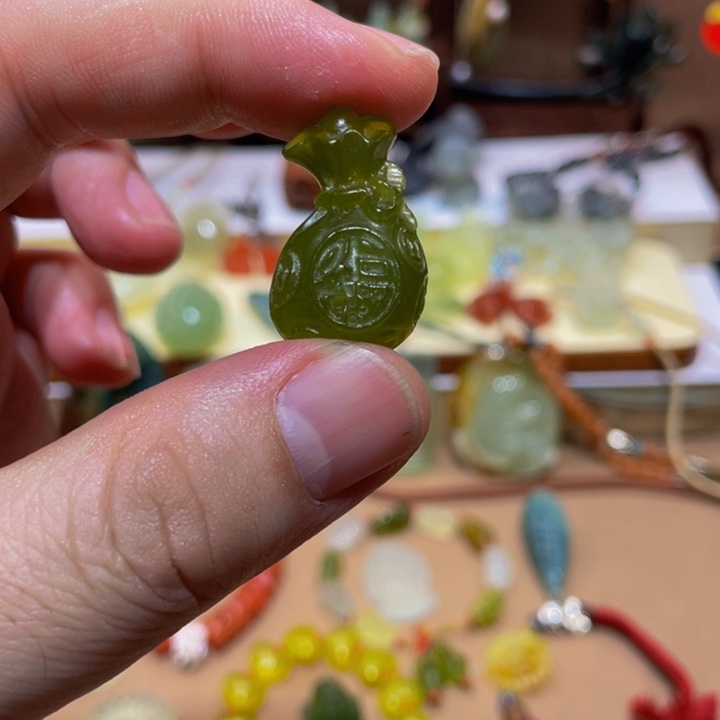 蛇纹石玉手链合金