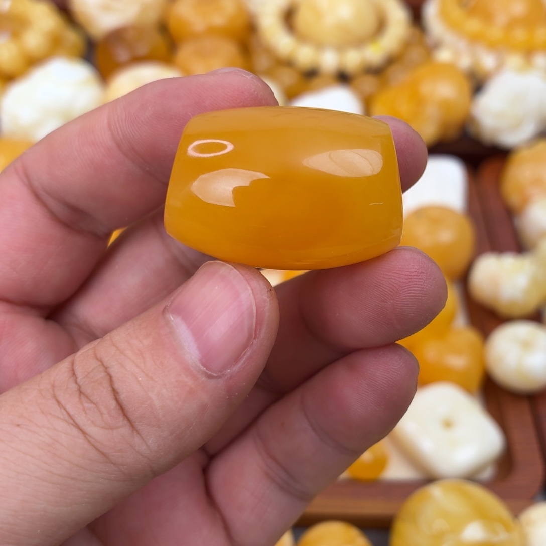 蜜蜡未镶嵌吊坠(不含链)