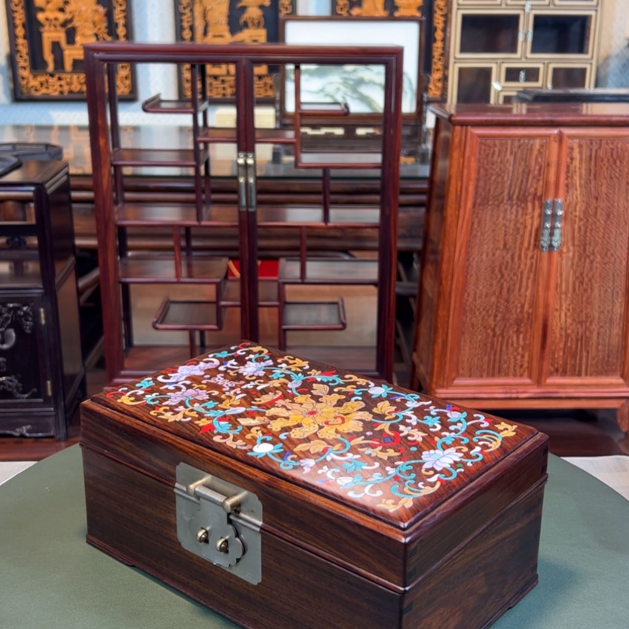 【闪购商品】红酸枝木类成套家具