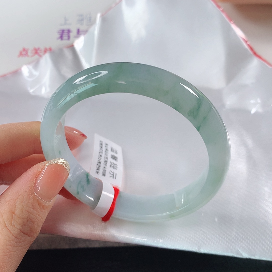 翡翠手镯未镶嵌 正圈①④③