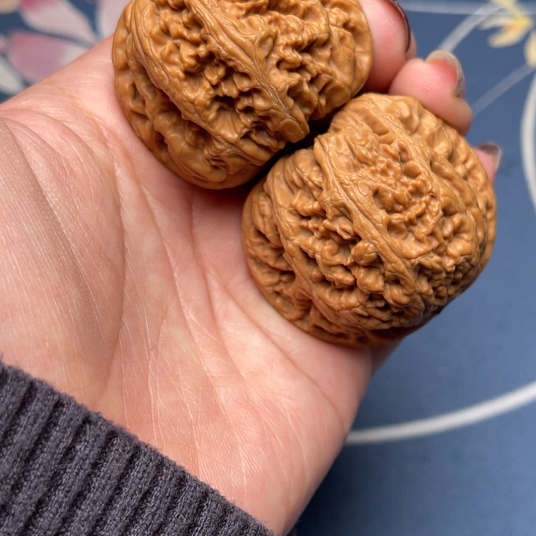 文玩核桃把件粗筋41