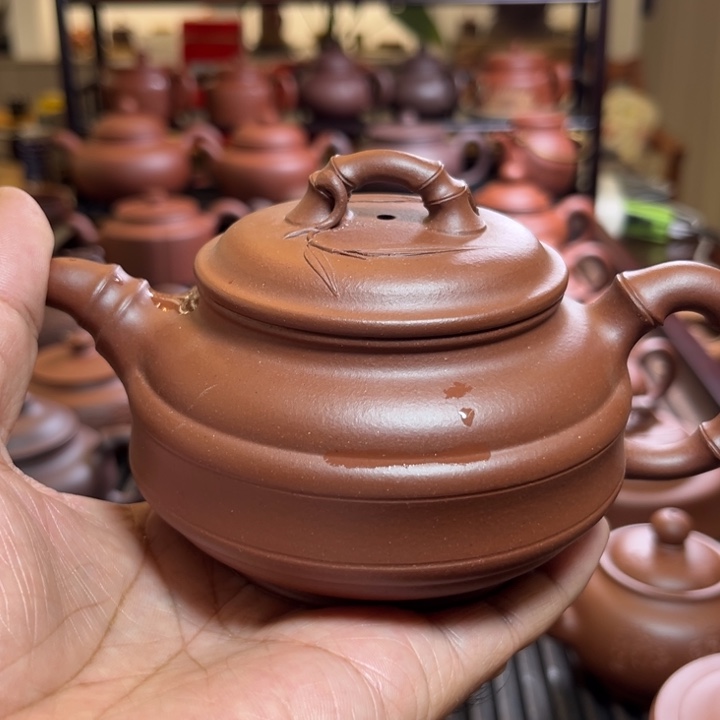 茶壶紫砂陋**翁底槽清250毫升
