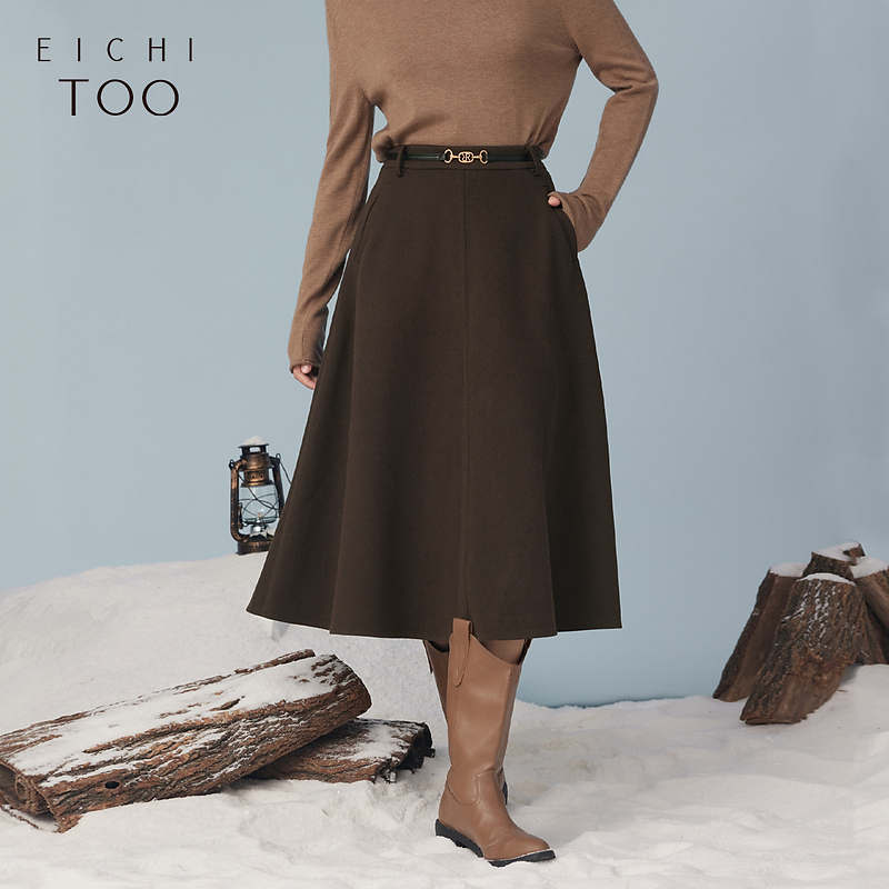 A爱居兔新款时尚磨毛深棕色氛围感半身裙EQDDJ4N005A