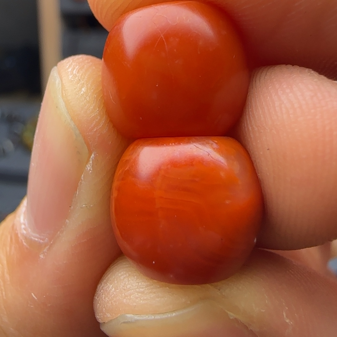 南红玛瑙颈饰未镶嵌墨*