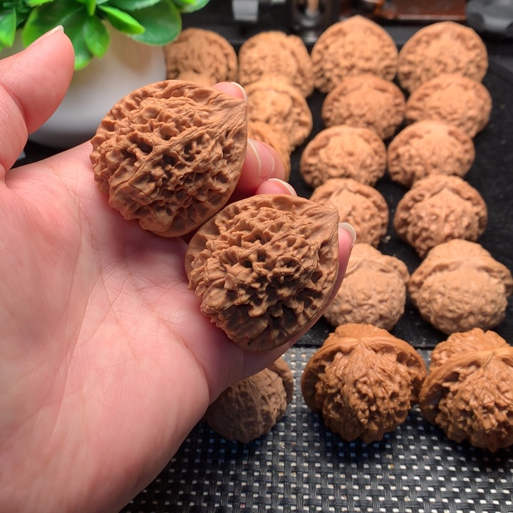 文玩核桃把件40官帽