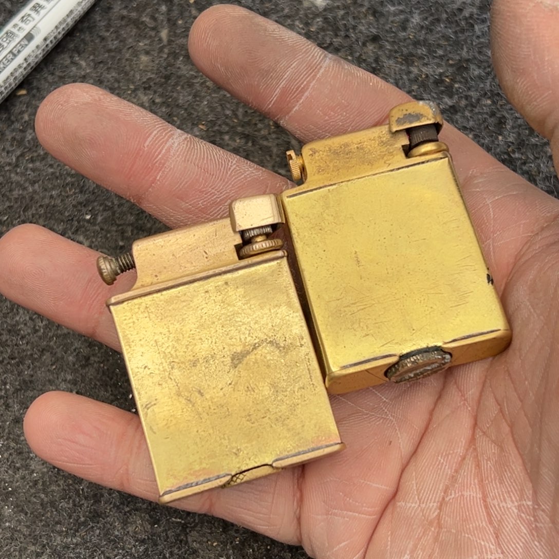 古董打火机-两个派克