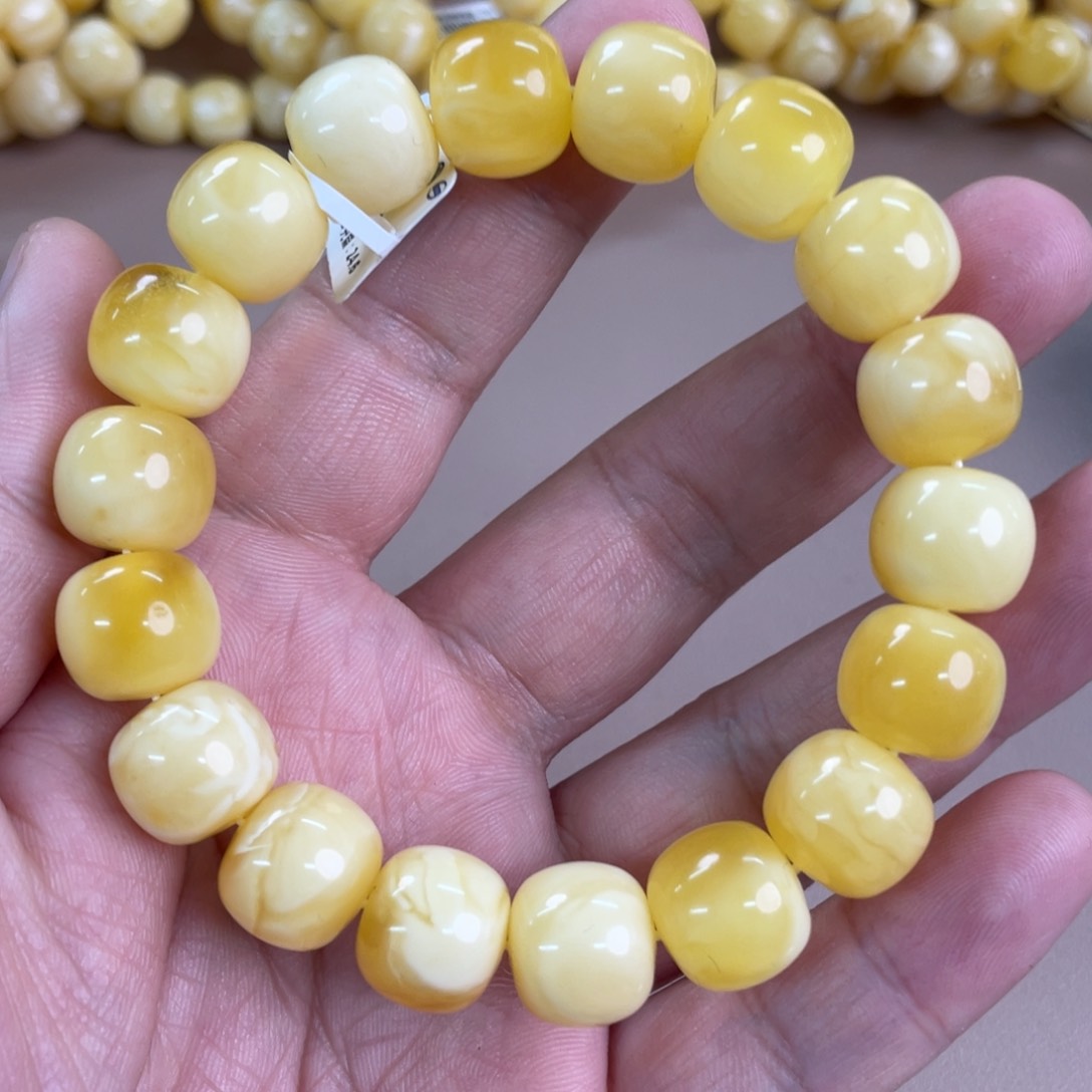 琥珀裸石未镶嵌05100000000