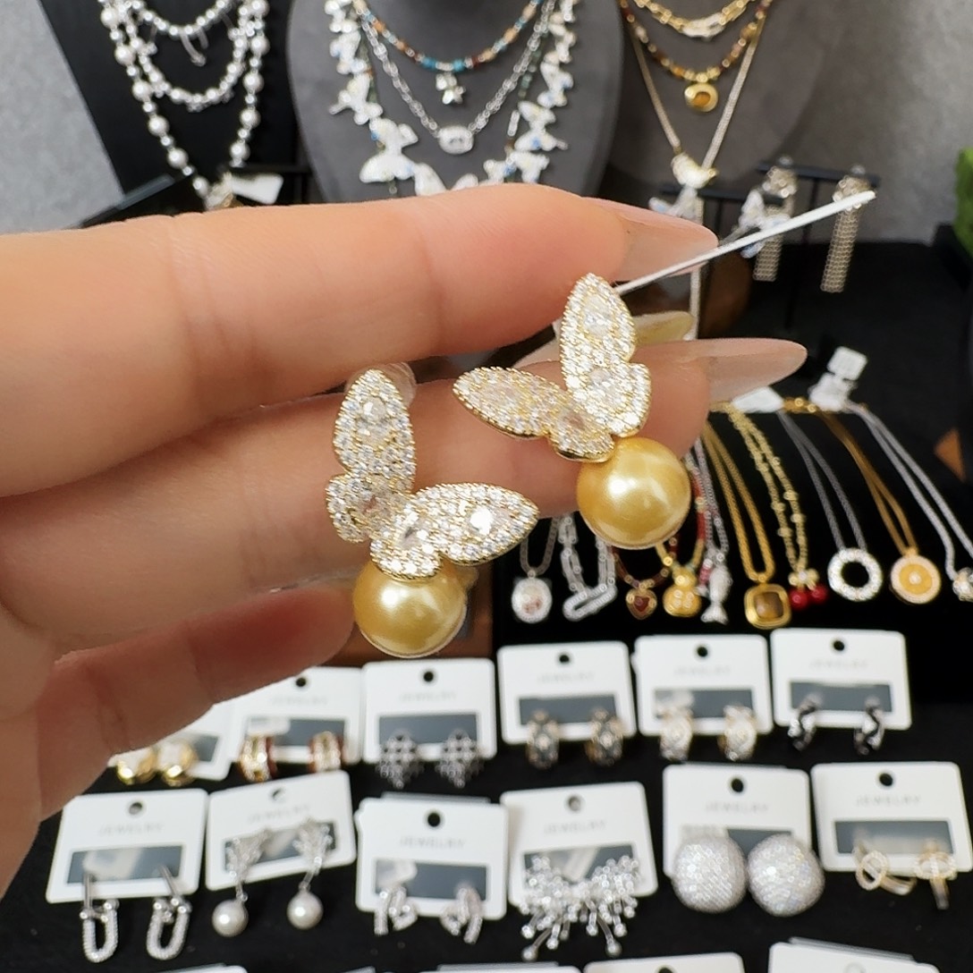 合成立方氧化锆纯铜合金