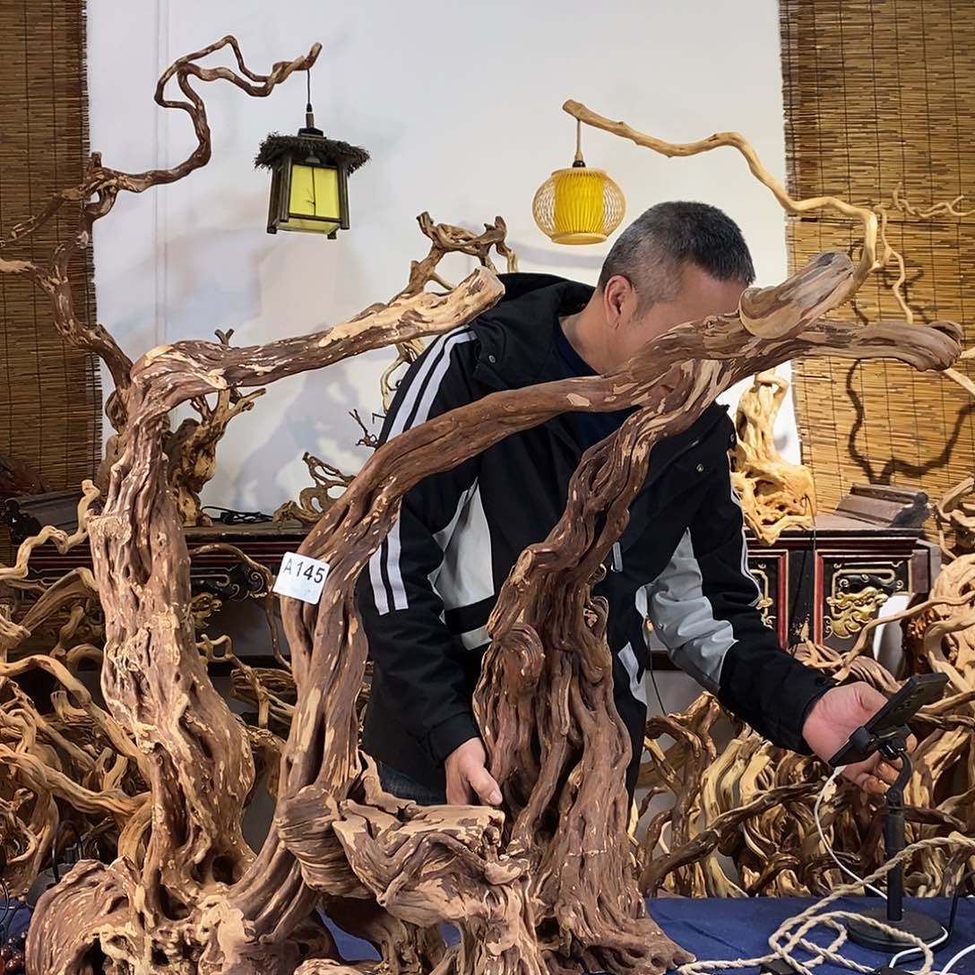 打***房香榧木你在家还是外面