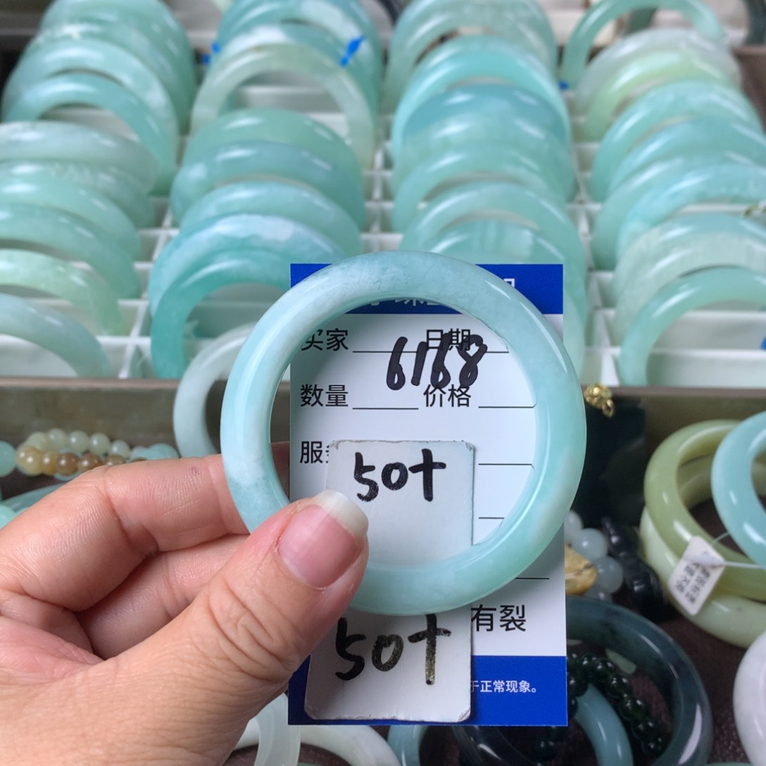 蛇纹石玉手镯未镶嵌6168